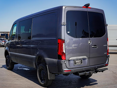 2024 Mercedes-Benz Sprinter Crew Van