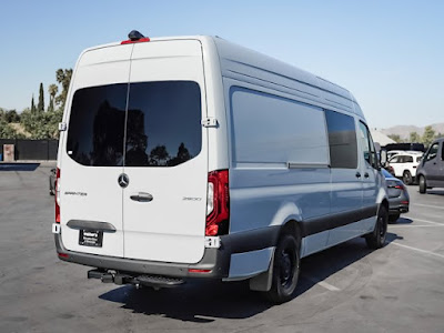 2024 Mercedes-Benz Sprinter Crew Van