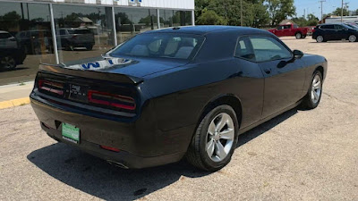 2016 Dodge Challenger SXT