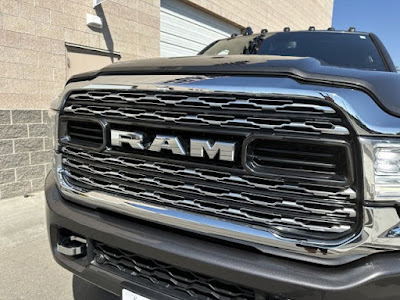 2022 RAM 2500 Limited 4X4! MEGA CAB!