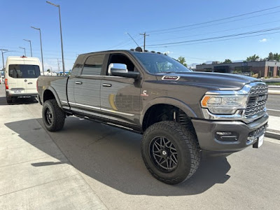 2022 RAM 2500 Limited 4X4! MEGA CAB!