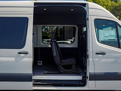 2024 Mercedes-Benz Sprinter Crew Van