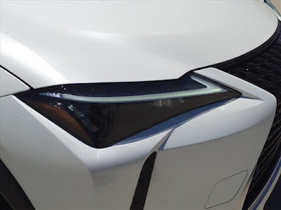 2023 Lexus UX 250h Base