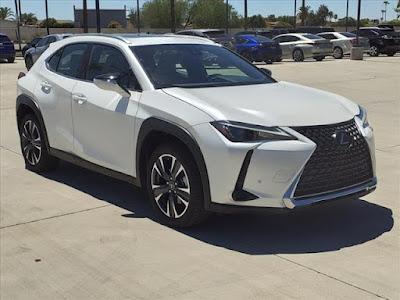 2023 Lexus UX 250h Base