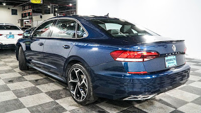 2021 Volkswagen Passat 2.0T R-Line