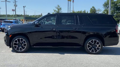 2023 Chevrolet Suburban RST