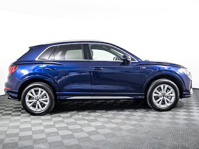 2024 Audi Q3 45 S line Premium