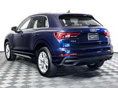 2024 Audi Q3 45 S line Premium