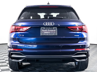 2024 Audi Q3 45 S line Premium