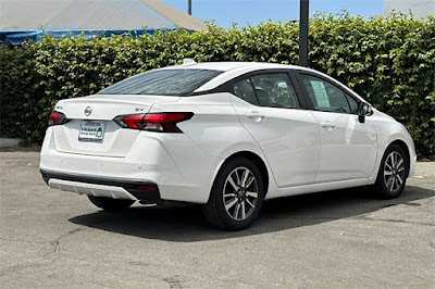 2021 Nissan Versa 1.6 SV