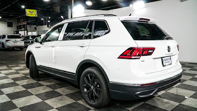 2024 Volkswagen Tiguan 2.0T SE