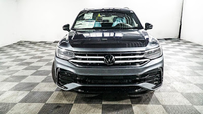 2024 Volkswagen Tiguan 2.0T SE R-Line Black