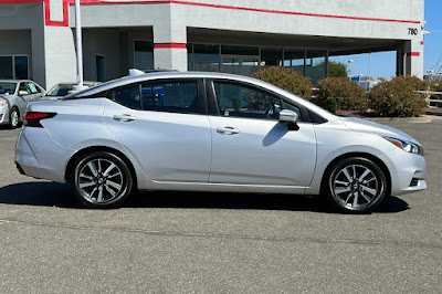 2021 Nissan Versa SV