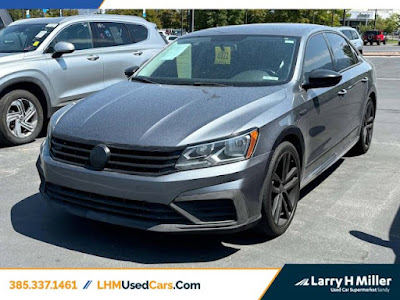 2017 Volkswagen Passat R-Line w/Comfort Pkg