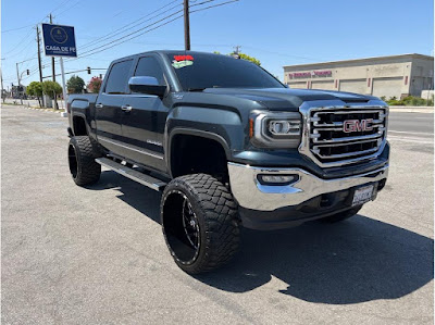 2018 GMC Sierra 1500 Crew Cab SLT Pickup 4D 5 3/4 ft