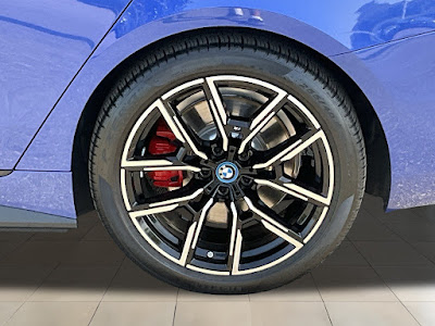 2024 BMW i4 eDrive40