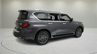 2023 INFINITI QX80 Premium Select