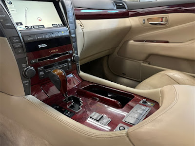 2007 Lexus LS 460