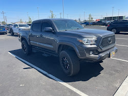 2018 Toyota Tacoma SR