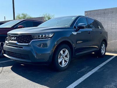 2023 Kia Sorento LX