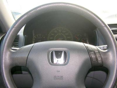 2005 Honda Accord Sdn LX