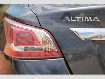2013 Nissan Altima 2.5 S Sedan