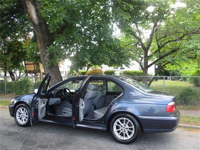2003 BMW 5 Series 525i Sedan