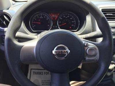 2014 Nissan Versa 1.6 SV Sedan