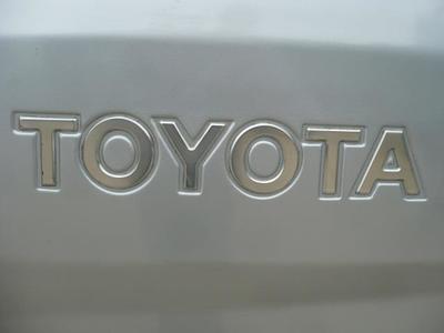 2004 Toyota RAV4 SUV