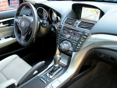 2013 Acura TL SH-AWD technology pkg navigation sys com