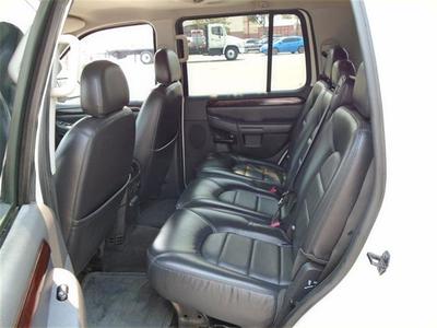 2004 Ford Explorer Limited SUV