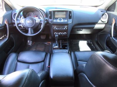 2011 Nissan Maxima 3.5 SV w/Premium Pkg